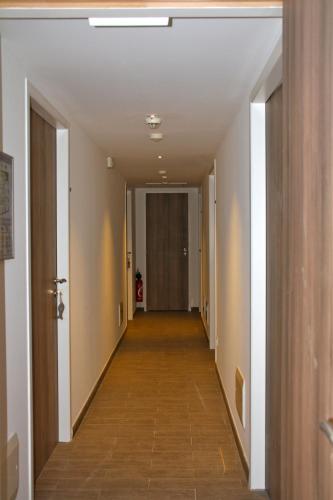Hotel Arago 5