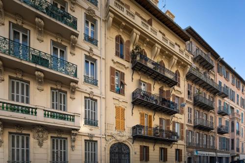 Cosy and Trendy 3 Bedrooms train tramway