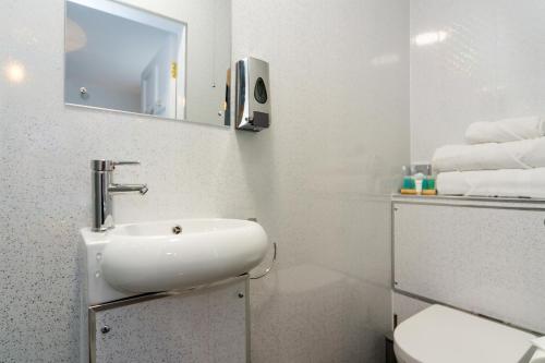 Superior Double Room image 2