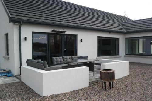 Erinona House in Kesh