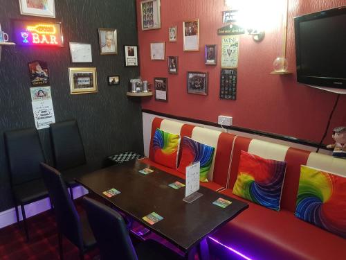 A&P at The Sheron House - image 12