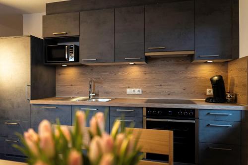 Kitchen, Landhaus Steinmuller in Langenfeld