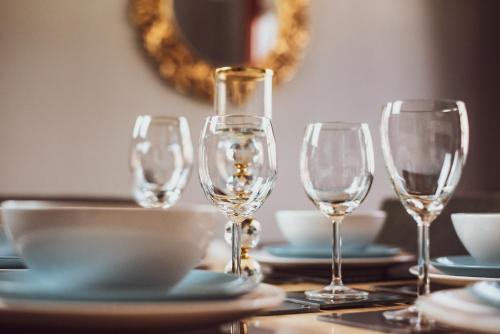 2 Bedroom Apt at Sensational Stay Serviced Accommodation - Kilburn High Road - image 7