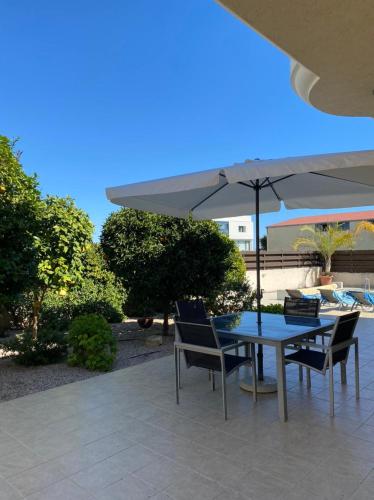 Iekārtas, EPISKOPI VILLA, Luxury 4 Bedroom with Pool - Limassol in Episkopi (Limassol)