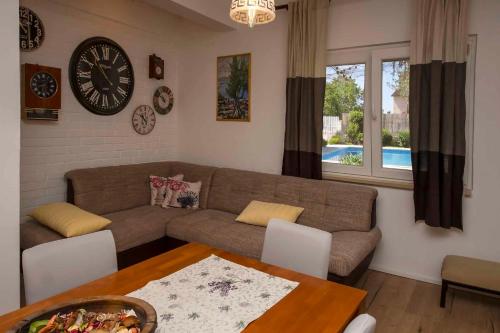 Holiday home Brnjica/Sibenik Riviera 7177