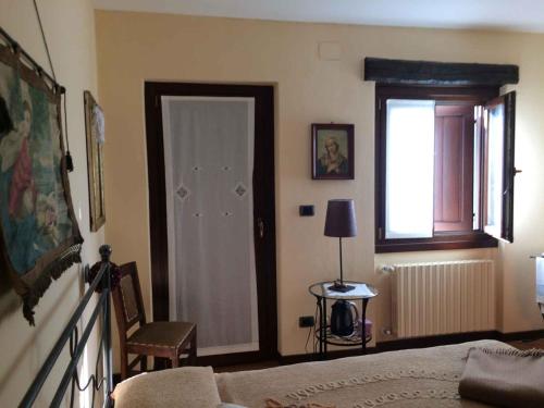 Apartment Madonna Del Sasso/Piemont 22867