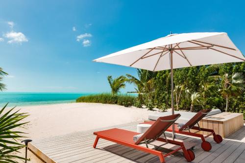 Beach Enclave Providenciales