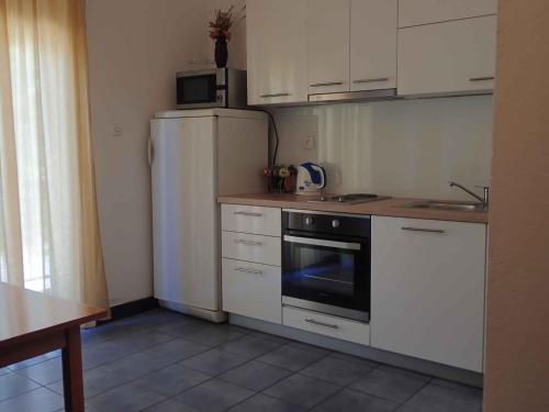 Apartments in Starigrad-Paklenica 6841 - image 2