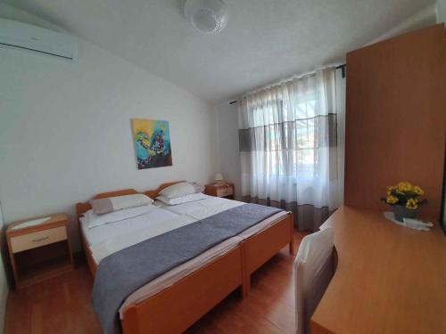 Rogoznica Two-Bedroom Apartment 1 - image 2