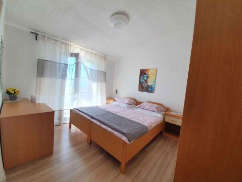 Rogoznica Two-Bedroom Apartment 1 - image 3