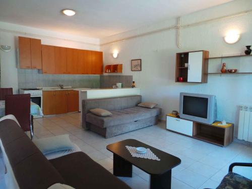 Apartment in Pula with One-Bedroom 9
