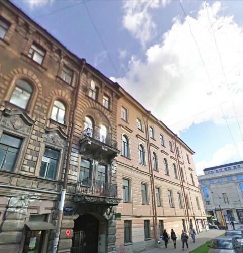 Old Flat Guest House on Ligovskiy Set in a prime location of Saint Petersburg, Old Flat Guest House on Ligovskiy puts everything the city has to offer just outside your doorstep. The property features a wide range of facilities to mak