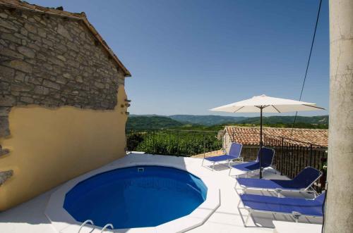  Holiday home in Buzet/Istrien 27727, Pension in Buzet