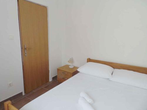 Apartment in Maslenica 26577 - main image