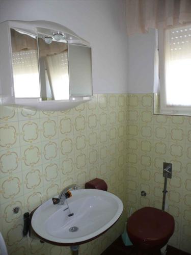 Apartment in Supetarska Draga 17862 - image 4