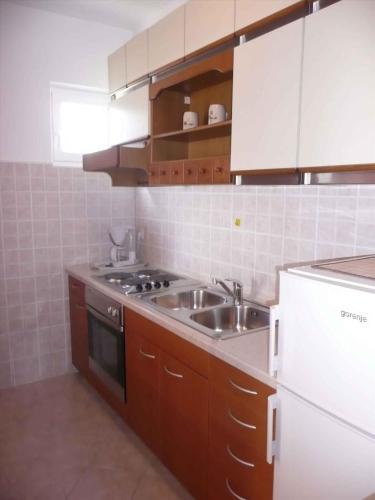 Apartments in Banjol/Insel Rab 17549 - image 2