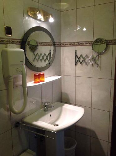 Two-Bedroom Apartment in Selce VIII