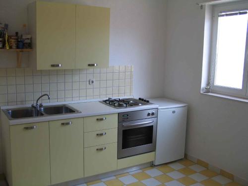 One-Bedroom Apartment in Pakostane I