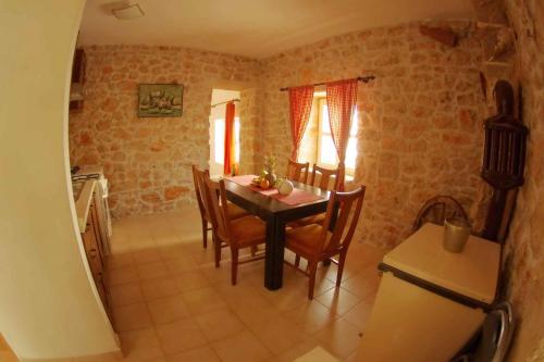 Two-Bedroom Apartment in Razanac I