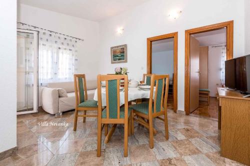 Apartment Rogoznica/Sibenik Riviera 7186