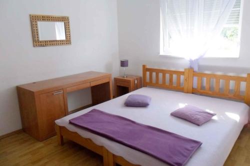 Apartment in Petrcane with One-Bedroom 2