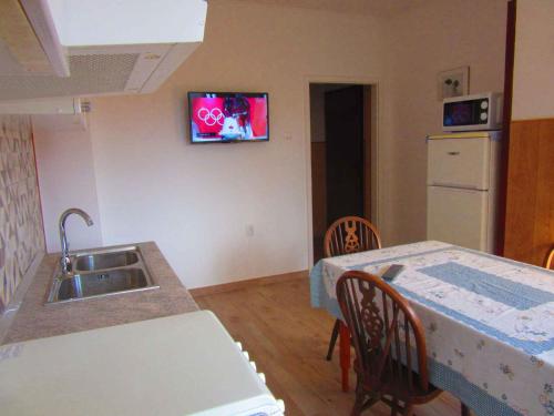 Two-Bedroom Apartment in Pula XI