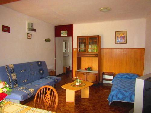  One-Bedroom Apartment in Pula V in Veruda