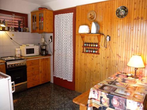 dapur, Holiday home Balatonalmadi/Balaton 17934 in Szigeti Jozsef