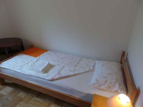 Apartment in Novi Vinodolski 15374 - image 2