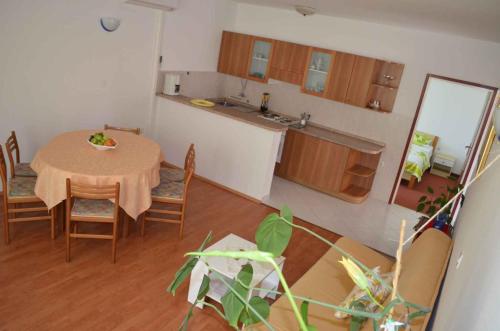 Palit Apartment 2 - image 8