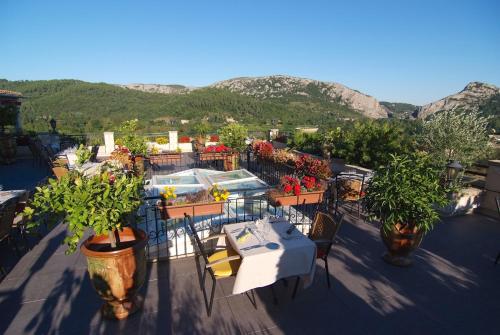 Logis Hotel Restaurant La Porte des Cévennes