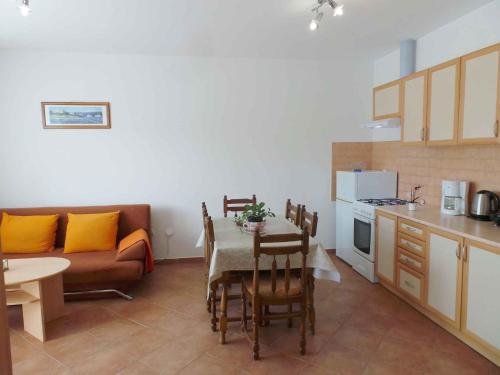 Apartment in Peroj/Istrien 8459