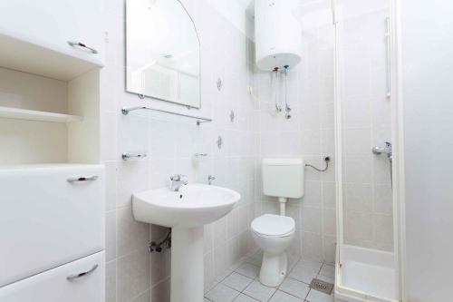  Apartment Brna 5 in Brna