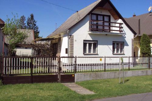 Holiday home in Balatonfenyves 18415