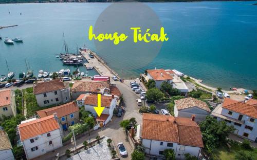  Apartment in Klimno/Insel Krk 12467, Pension in Klimno