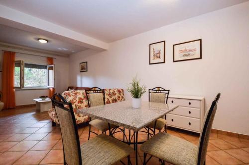 Apartment in Pula/Istrien 11335
