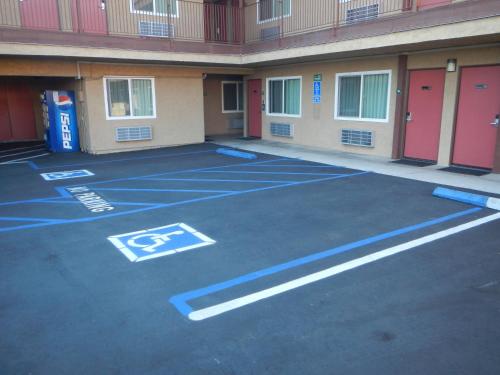 Rodeway Inn Carson - Los Angeles South