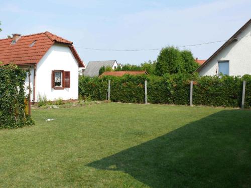 Holiday home in Balatonmariafürdo 19243 - main image