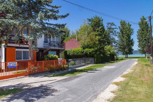 Apartment in Balatonbereny - Balaton 18050, Balatonberény (fotografie 2)