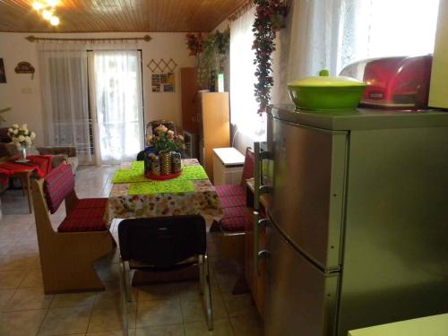 Holiday home Balatonbereny/Balaton 18152 - image 5
