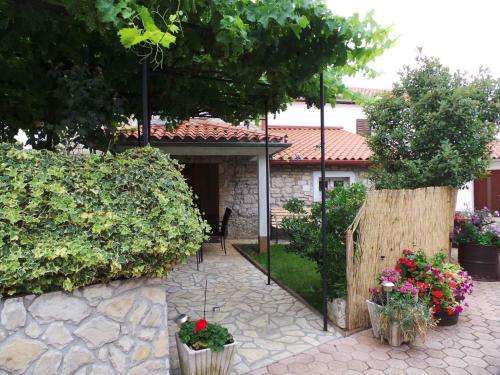  Holiday home in Nedescina 8822 in Nedeščina