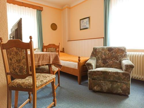 room detail thumbnail 0