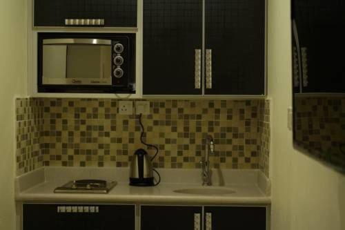 Areen Jeddah Suites Al Madina Road