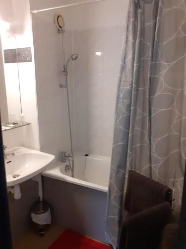 Hotel Restaurant La Cuis'in - image 4