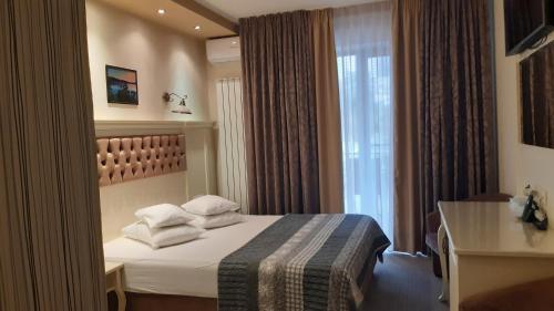 Triple Room with Terrace