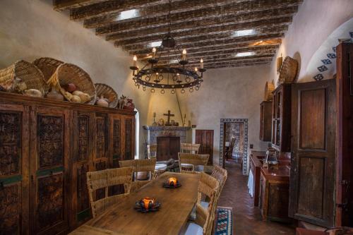 290569665 Hacienda Las Amantes