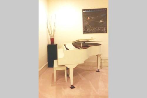 Comfy Whole Unit, Private Entrance, Free Parking, Minutes to Georgetown