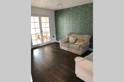 Beautiful house-South Manchester-close to airport