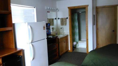 High Country Motel - main image