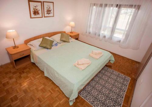 Apartment 1 image 1